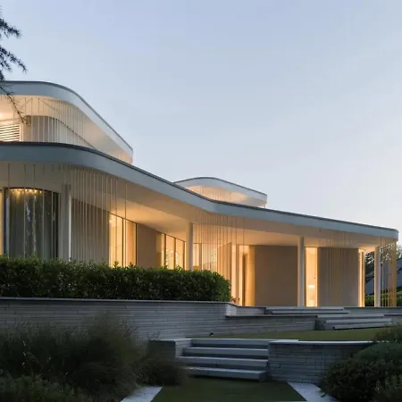 Villa Di Lusso Sul Lago Maggiore Con Darsena Privata *